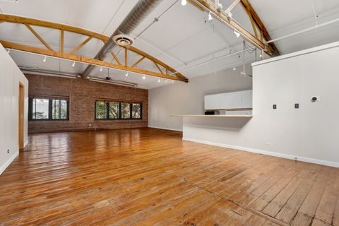 Tiny photo for 1617 S Michigan Avenue #202, Chicago, IL 60616 (MLS # 12500361)