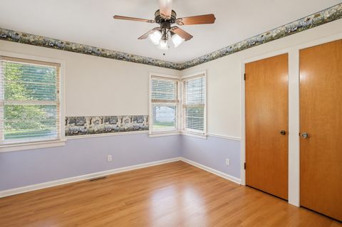 Tiny photo for 4201 Linden Avenue, Western Springs, IL 60558 (MLS # 12697775)