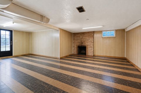 Tiny photo for 4201 Linden Avenue, Western Springs, IL 60558 (MLS # 12697775)