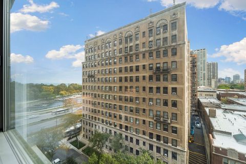Tiny photo for 3550 N Lake Shore Drive #908, Chicago, IL 60657 (MLS # 12519385)