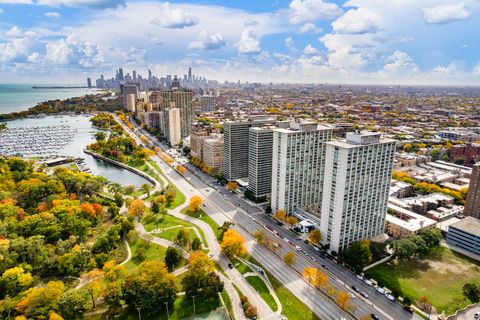 Tiny photo for 3550 N Lake Shore Drive #908, Chicago, IL 60657 (MLS # 12519385)