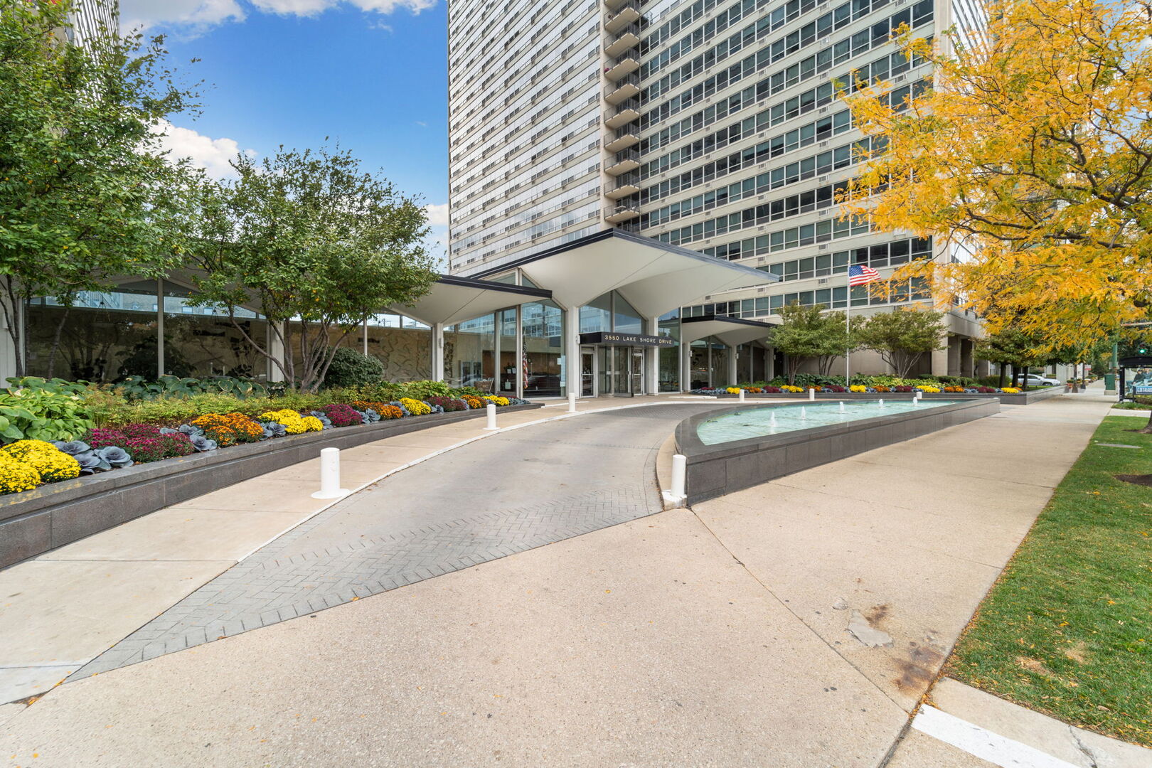 3550 N Lake Shore Drive 908