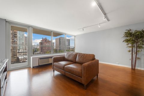 Tiny photo for 3550 N Lake Shore Drive #908, Chicago, IL 60657 (MLS # 12519385)
