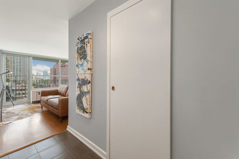 Tiny photo for 3550 N Lake Shore Drive #908, Chicago, IL 60657 (MLS # 12519385)
