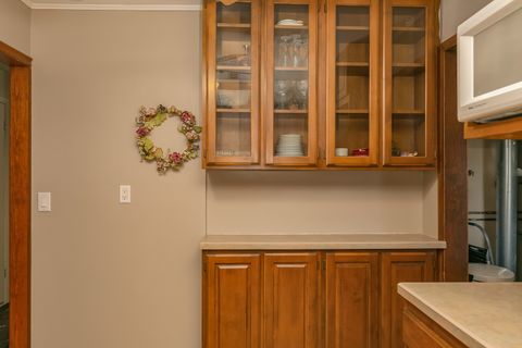 Tiny photo for 17112 10th Avenue, East Moline, IL 61244 (MLS # 12624627)