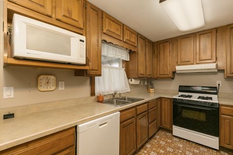Tiny photo for 17112 10th Avenue, East Moline, IL 61244 (MLS # 12624627)