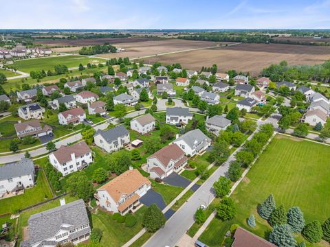 Tiny photo for 12814 Grande Poplar Circle, Plainfield, IL 60585 (MLS # 12656589)