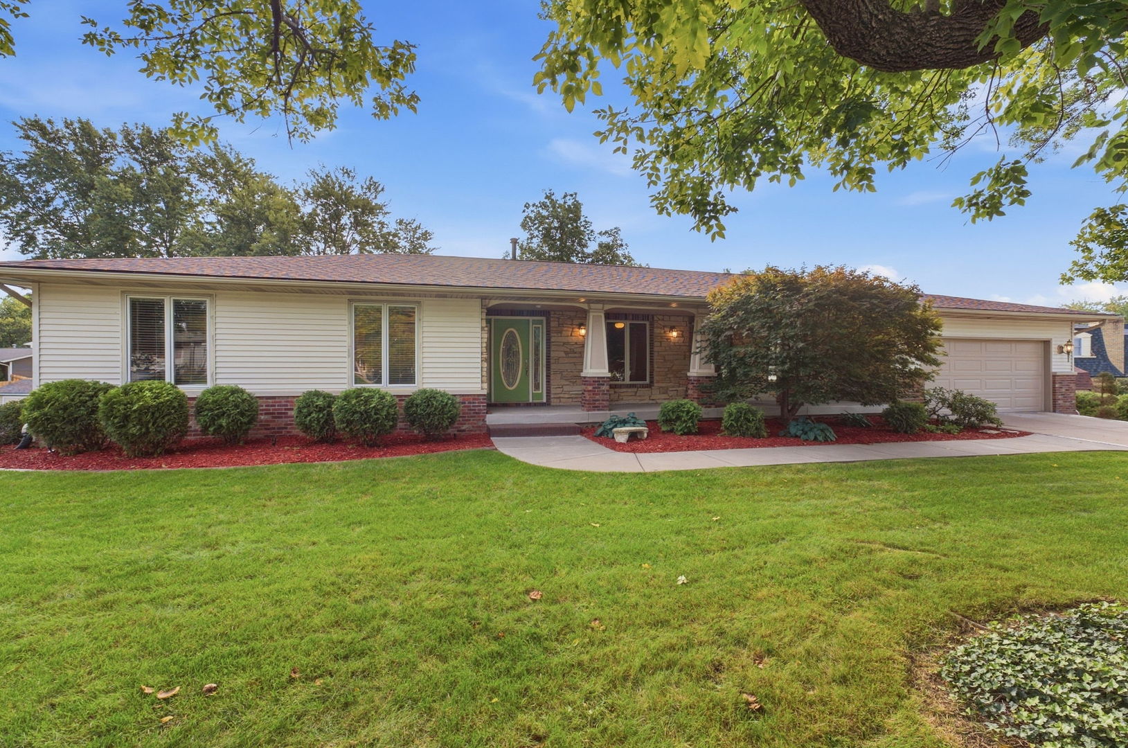 4417 SQUIRE Court