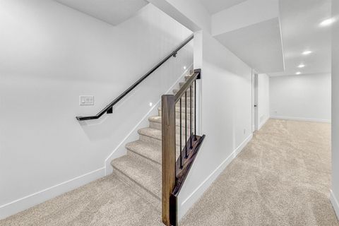 Tiny photo for 1360 Heights Court, Bettendorf, IA 52722 (MLS # 100000530)