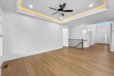 Tiny photo for 1360 Heights Court, Bettendorf, IA 52722 (MLS # 100000530)