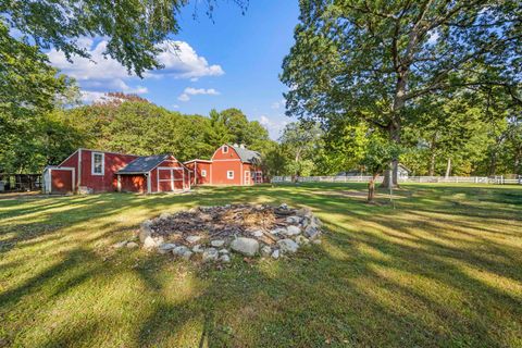 Tiny photo for 2404 13th Street, Winthrop Harbor, IL 60096 (MLS # 12481903)