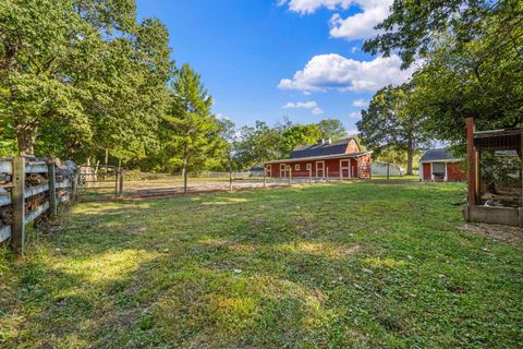 Tiny photo for 2404 13th Street, Winthrop Harbor, IL 60096 (MLS # 12481903)