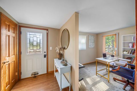 Tiny photo for 2404 13th Street, Winthrop Harbor, IL 60096 (MLS # 12481903)