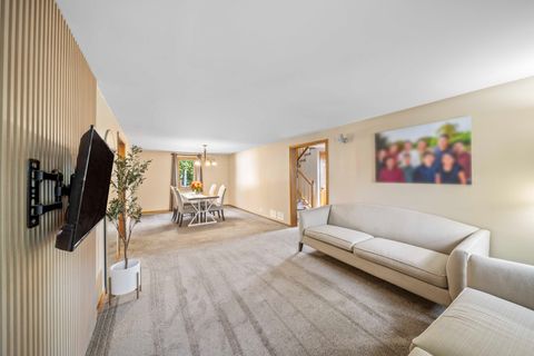 Tiny photo for 2404 13th Street, Winthrop Harbor, IL 60096 (MLS # 12481903)