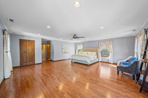 Tiny photo for 2404 13th Street, Winthrop Harbor, IL 60096 (MLS # 12481903)