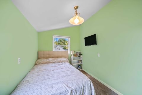 Tiny photo for 2404 13th Street, Winthrop Harbor, IL 60096 (MLS # 12481903)