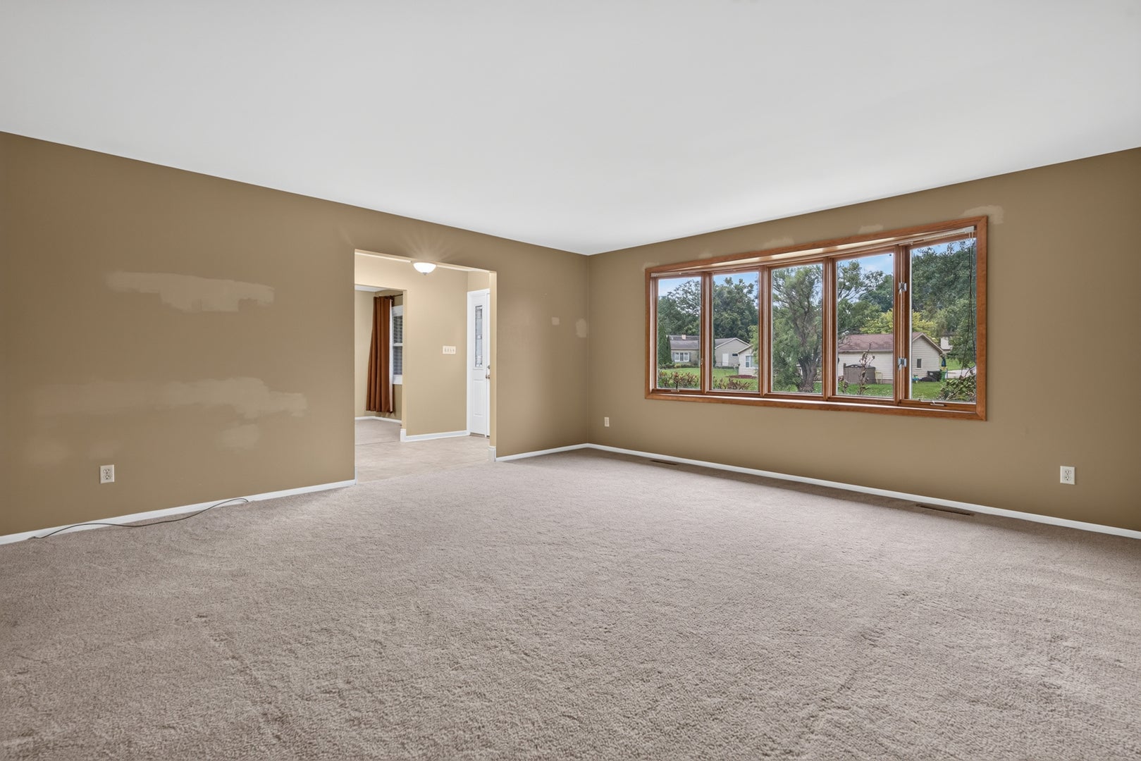 5006 W Oakwood Drive