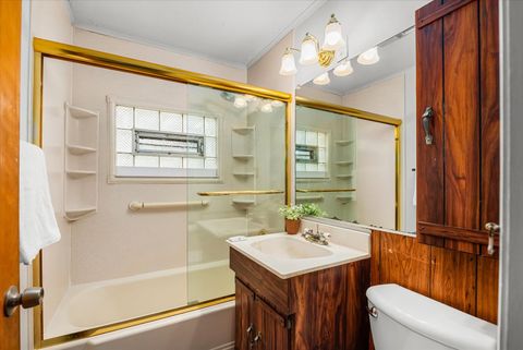 Tiny photo for 9546 Washington Avenue, Brookfield, IL 60513 (MLS # 12596650)