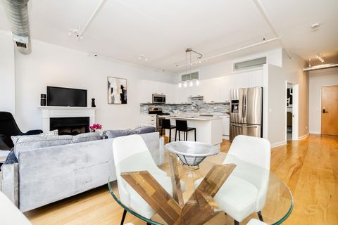 Tiny photo for 111 S Morgan Street #423, Chicago, IL 60607 (MLS # 12495638)