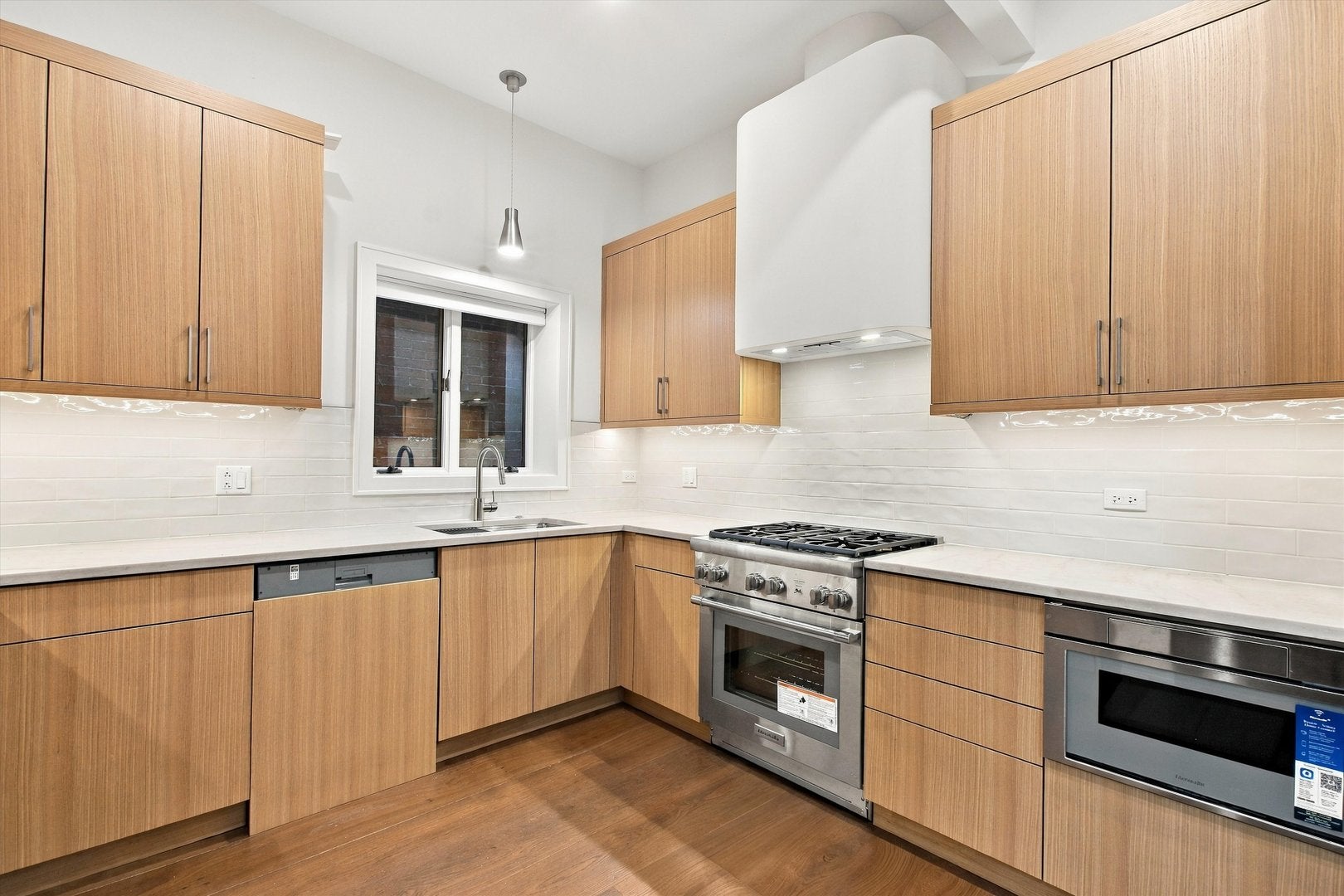 2020 N Fremont Street 1