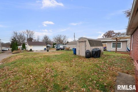 Tiny photo for 1617 W 38TH Street, Davenport, IA 52806 (MLS # QC4269664)