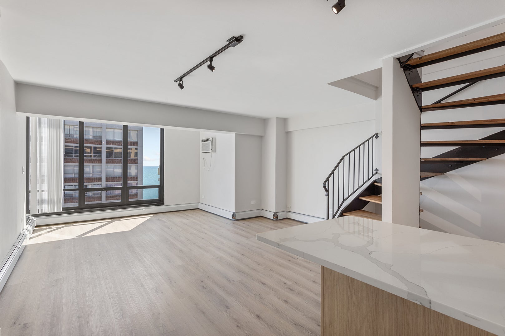 6166 N Sheridan Road 26F