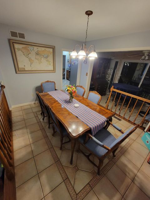 Tiny photo for 4 Forest Knolls Knls, Decatur, IL 62521 (MLS # 12468420)