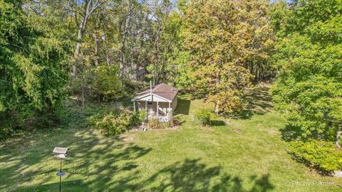 Tiny photo for 612 3 Oaks Road, Cary, IL 60013 (MLS # 12514895)