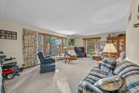 Tiny photo for 612 3 Oaks Road, Cary, IL 60013 (MLS # 12514895)