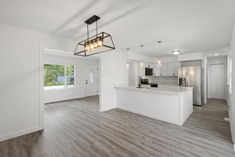 Tiny photo for 33448 N Greentree Road, Grayslake, IL 60030 (MLS # 12516734)