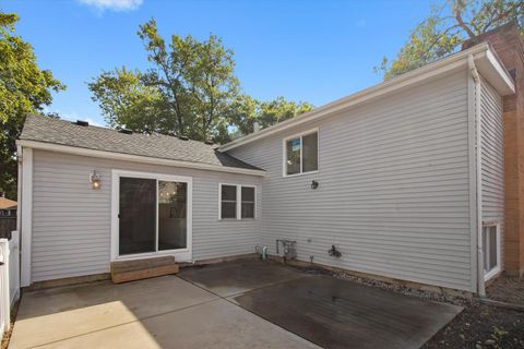 Tiny photo for 33448 N Greentree Road, Grayslake, IL 60030 (MLS # 12516734)