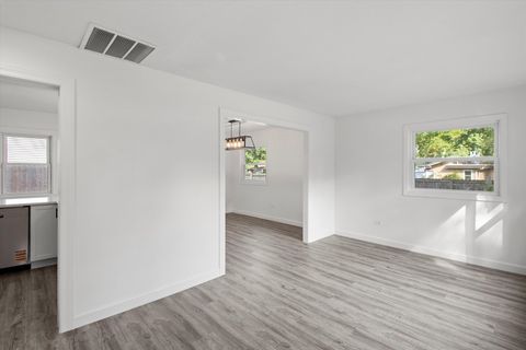 Tiny photo for 33448 N Greentree Road, Grayslake, IL 60030 (MLS # 12516734)