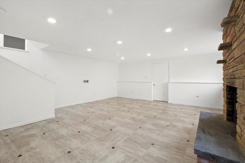 Tiny photo for 33448 N Greentree Road, Grayslake, IL 60030 (MLS # 12516734)