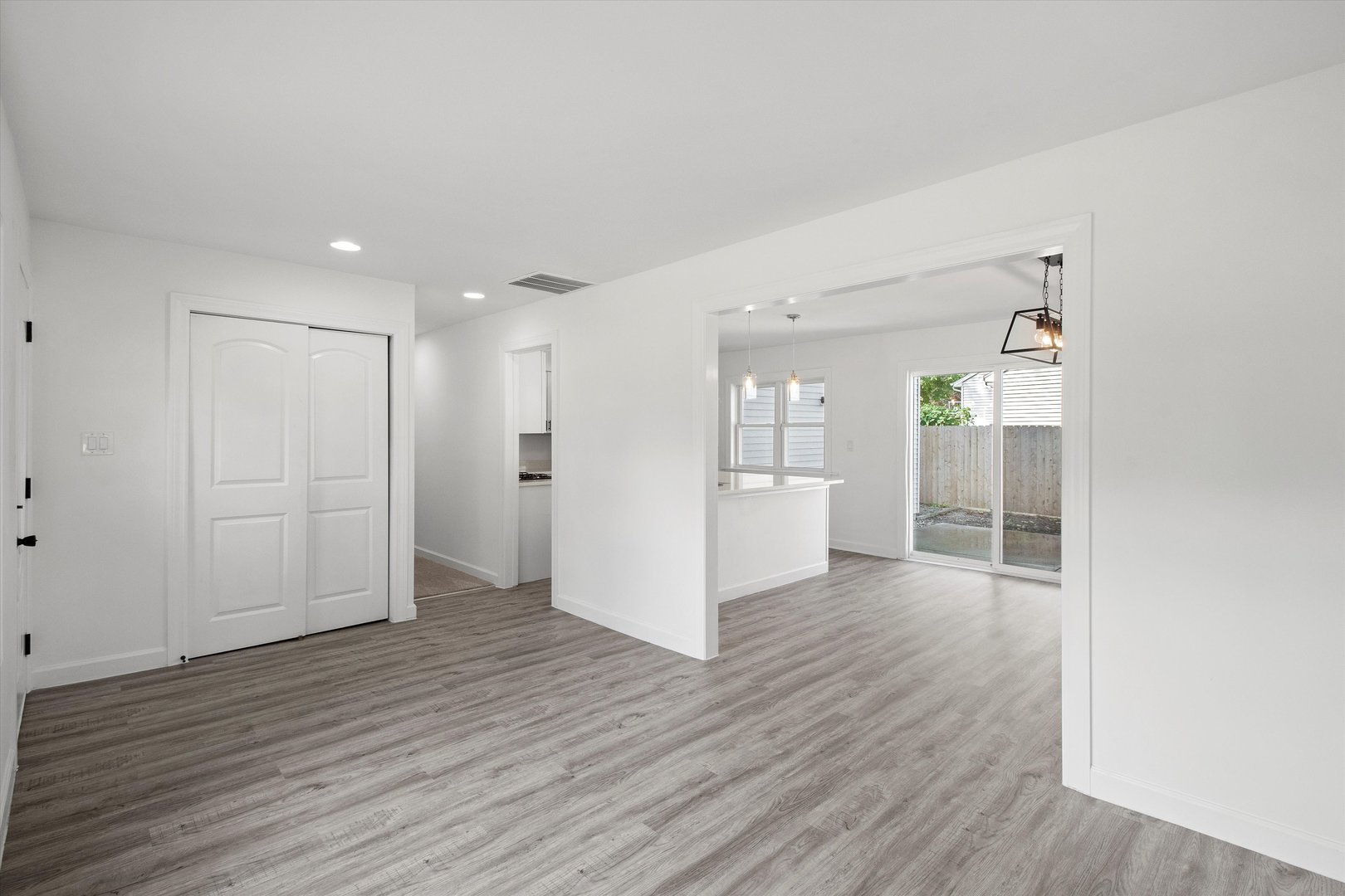 33448 N Greentree Road