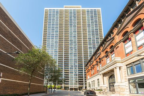 1560 N Sandburg Terrace 2605J Chicago IL 60610