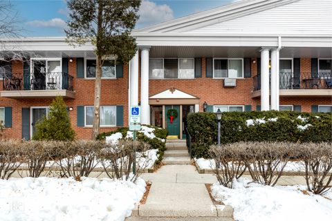 602 E Algonquin Road 207 Arlington Heights IL 60005