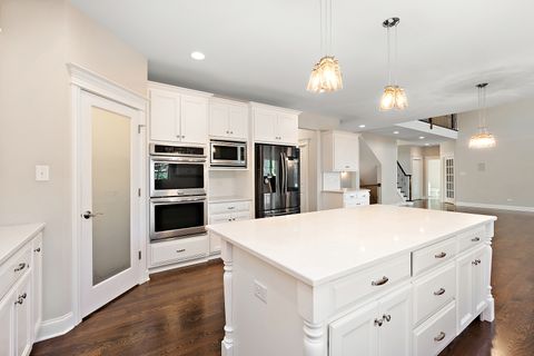 Tiny photo for 22018 Mary Drive, Frankfort, IL 60423 (MLS # 12496189)