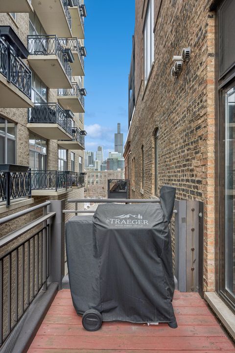 Tiny photo for 222 S Racine Avenue #307, Chicago, IL 60607 (MLS # 12571011)