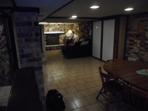 Tiny photo for 602 Bluff Court, Streamwood, IL 60107 (MLS # 12640425)