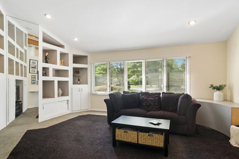 Tiny photo for 211 Blackhawk Road, Highland Park, IL 60035 (MLS # 12758851)