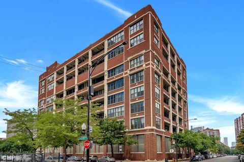 Photo of 320 E 21st Street #617, Chicago, IL 60616 (MLS # 12568524)