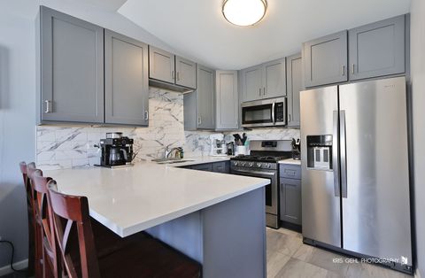 Tiny photo for 1244 N Red Oak Circle #3, Round Lake Beach, IL 60073 (MLS # 12604136)