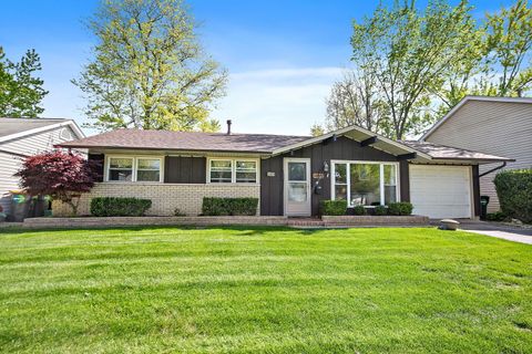Tiny photo for Streamwood, IL 60107 (MLS # 12650152)