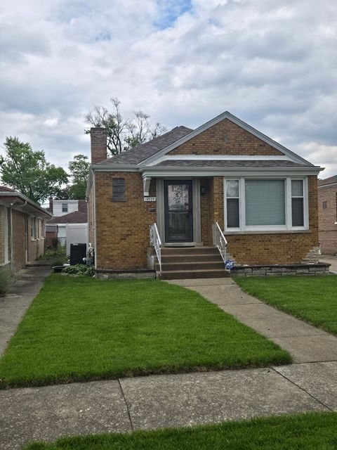 Tiny photo for 14529 S Emerald Avenue, Riverdale, IL 60827 (MLS # 12604714)