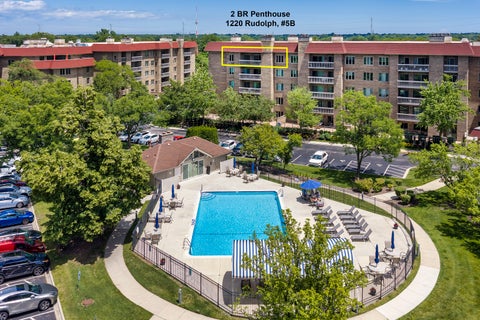 Photo of 1220 Rudolph Road #5B, Northbrook, IL 60062 (MLS # 12742021)