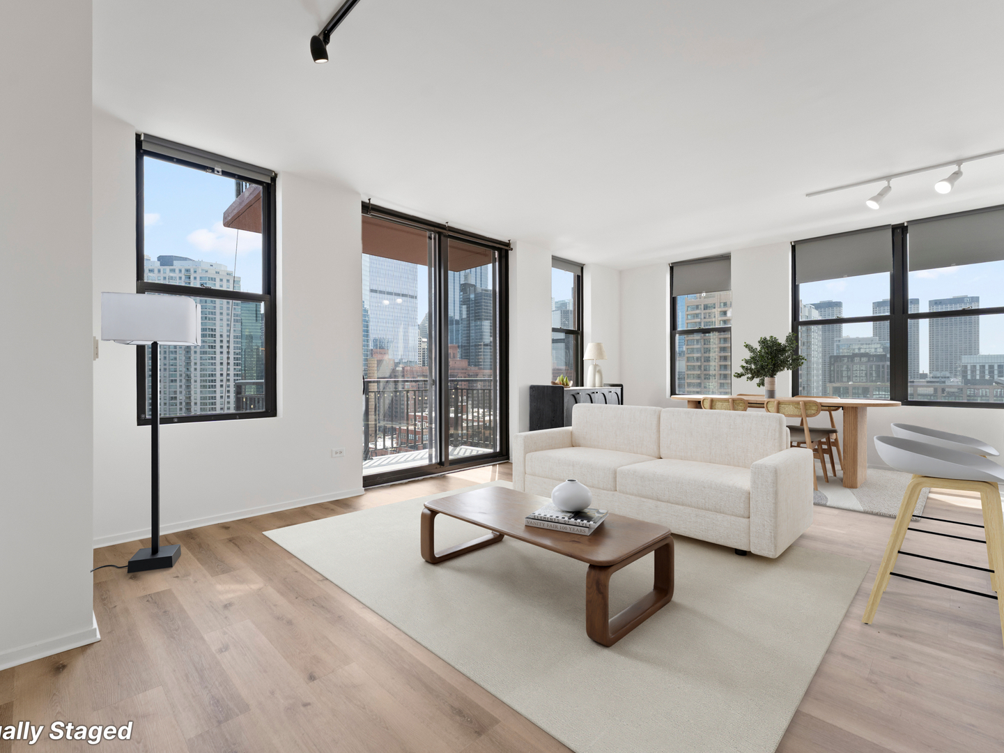 330 N Jefferson Street 1704