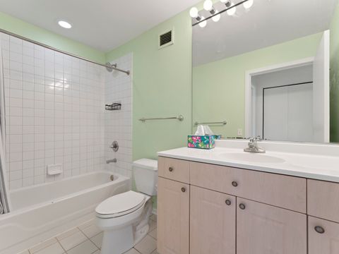 Tiny photo for 330 N Jefferson Street #1704, Chicago, IL 60661 (MLS # 12621462)
