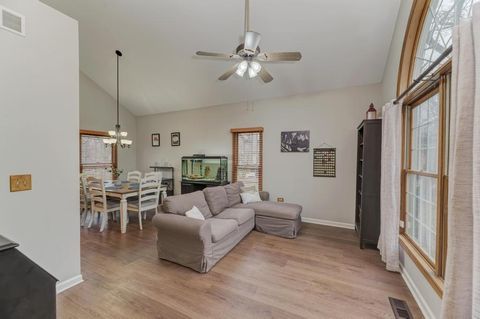 Tiny photo for 460 Springwood Lane, Bolingbrook, IL 60440 (MLS # 12575656)