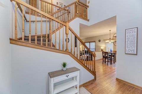 Tiny photo for 460 Springwood Lane, Bolingbrook, IL 60440 (MLS # 12575656)