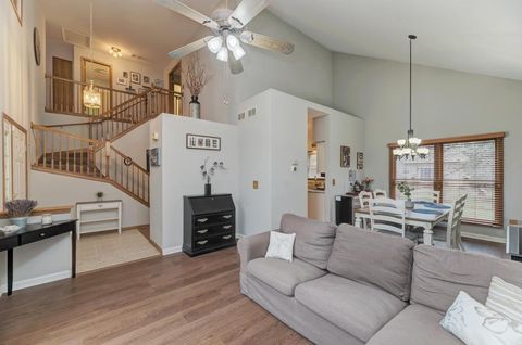 Tiny photo for 460 Springwood Lane, Bolingbrook, IL 60440 (MLS # 12575656)